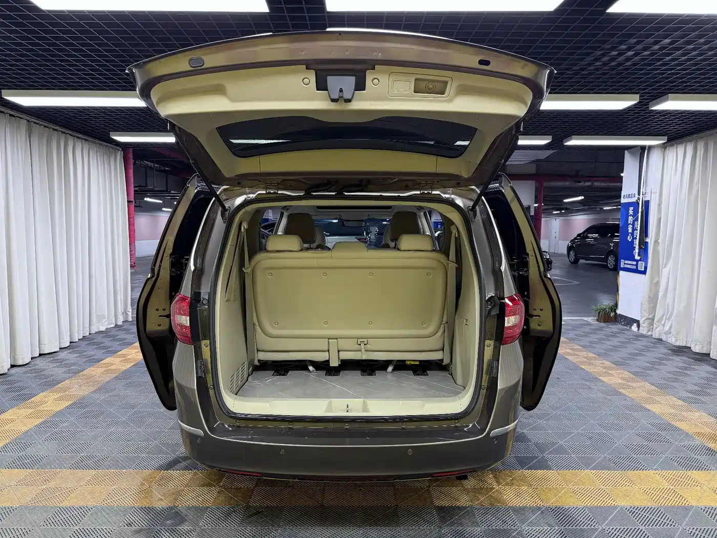 Buick GL8 2017 25S Luxury China V фото 37