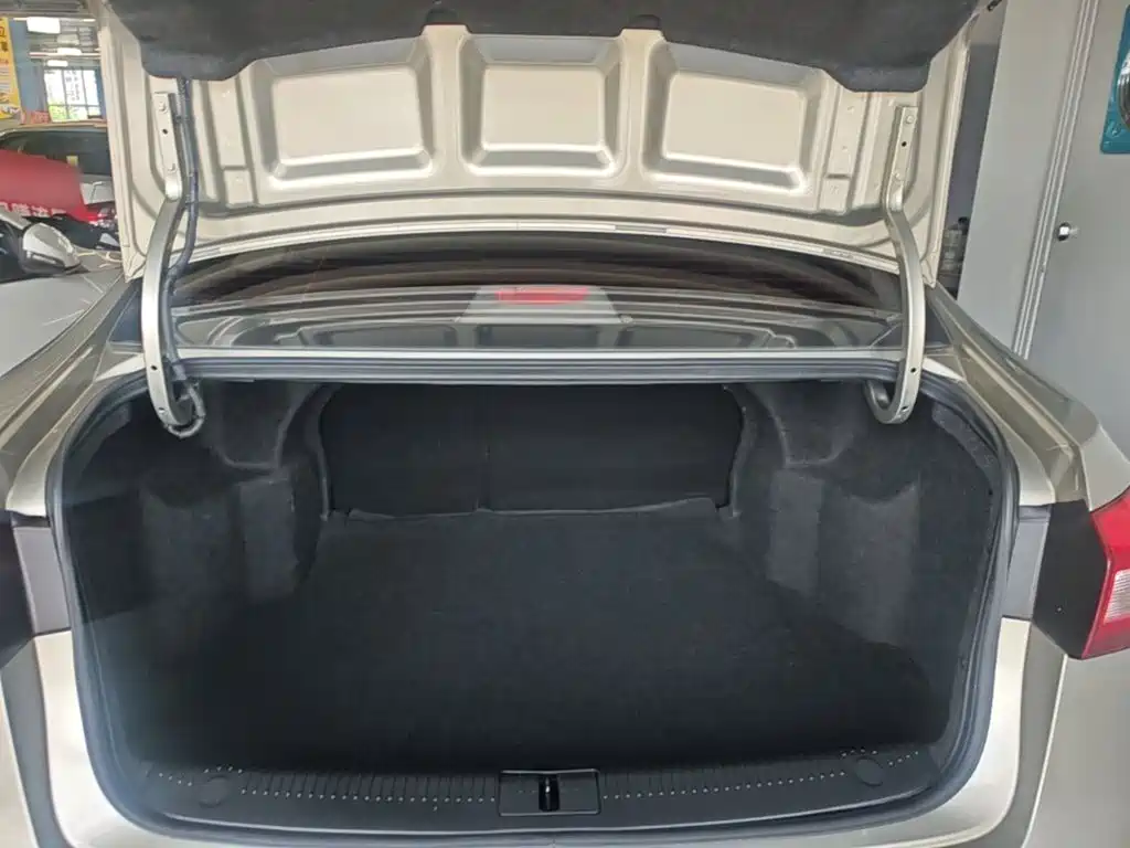 Roewe 360 2017 2015 1.5L Manual Luxury