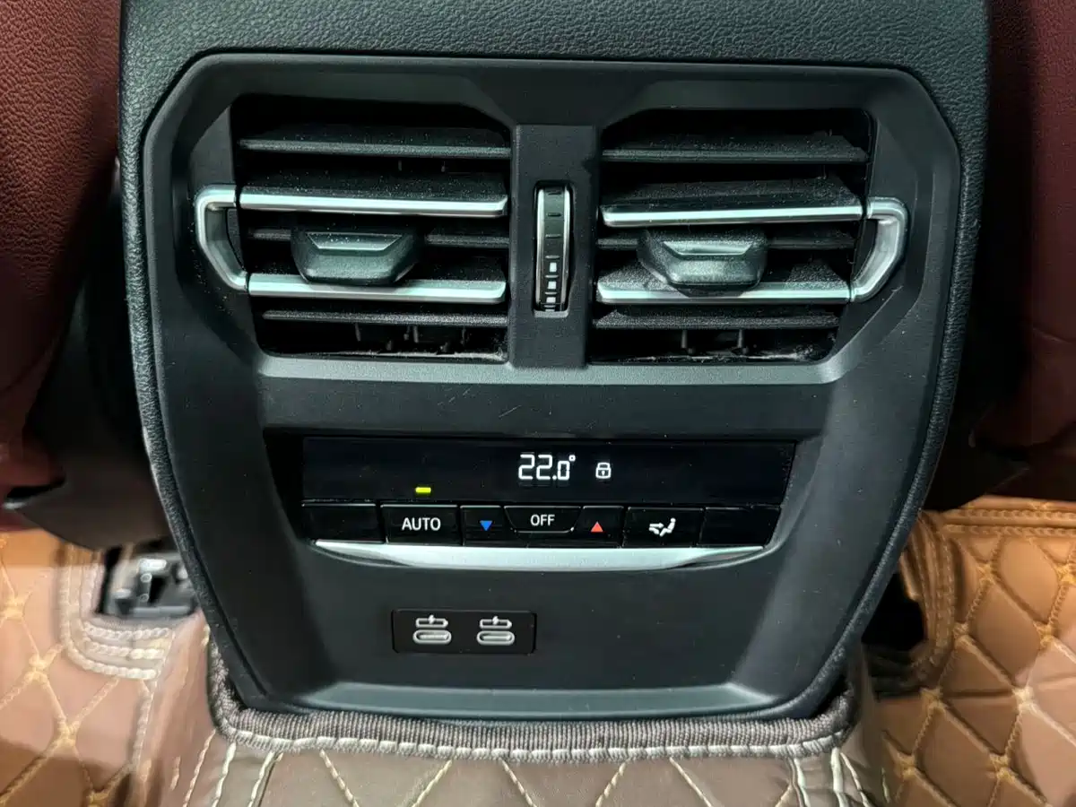 BMW 3 Series 2023 320Li M Sport Package фото 18