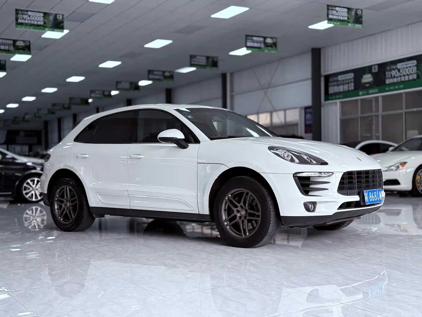 Porsche Macan 2014 Macan 2.0T фото 3