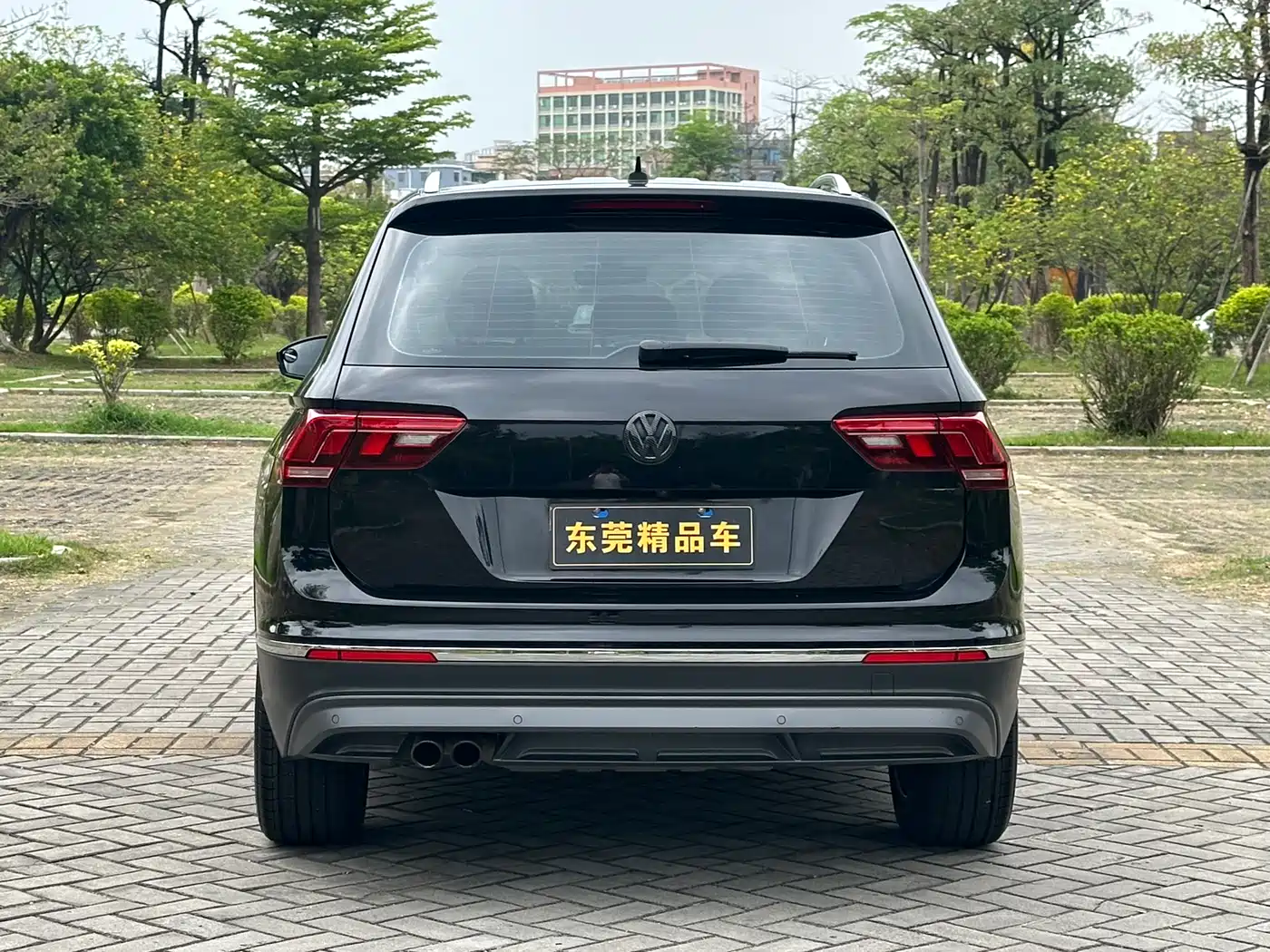 Volkswagen Tiguan L 2017 330TSI Automatic 2WD Luxury Edition фото 6