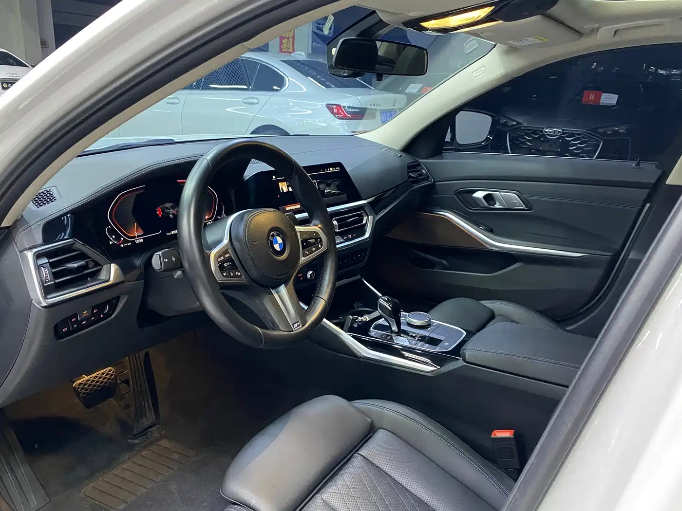 BMW 3 Series 2021 Facelift 320Li M Sport Package фото 4
