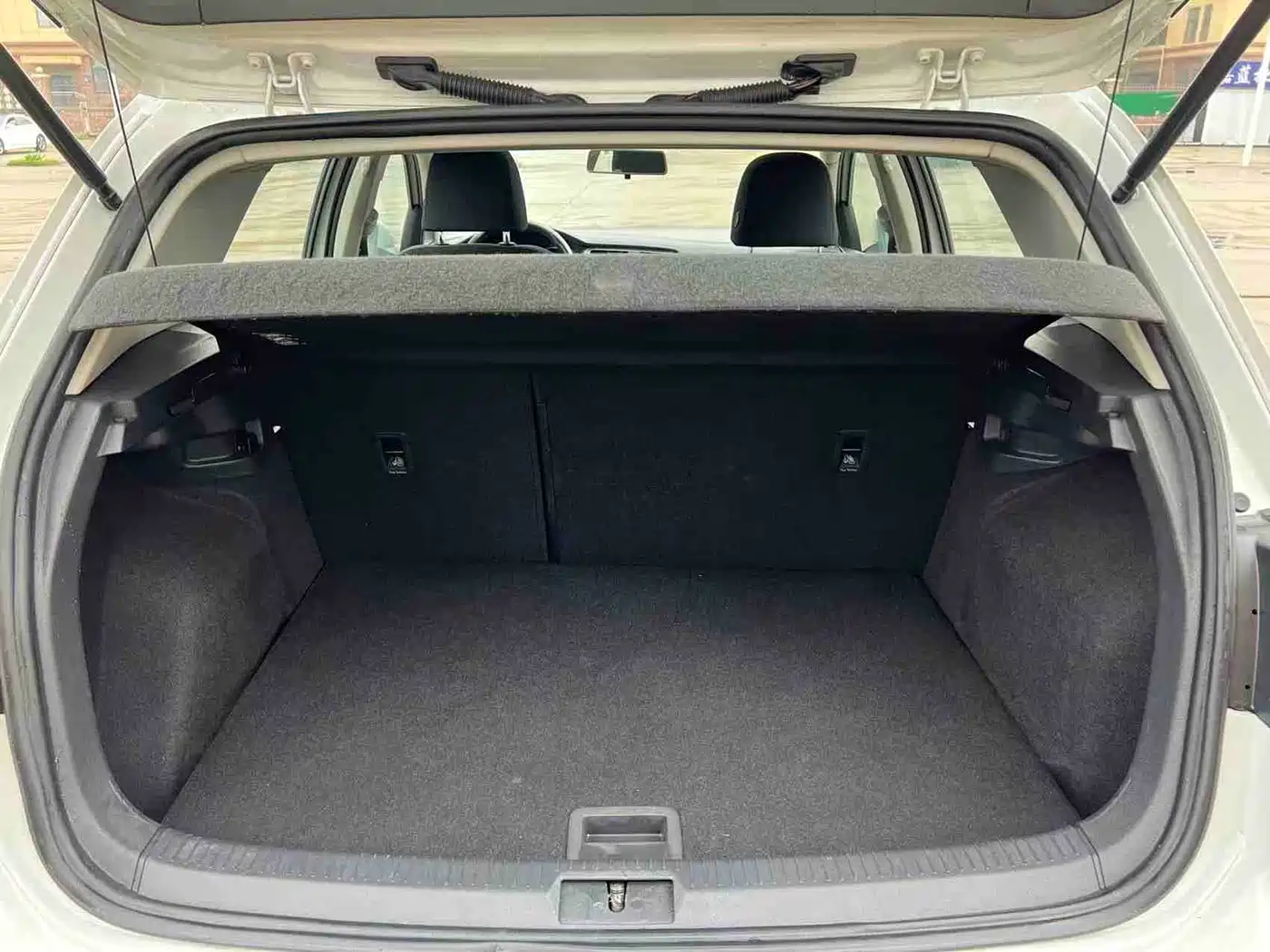 Volkswagen Golf 2016 230TSI Automatic Comfort фото 30