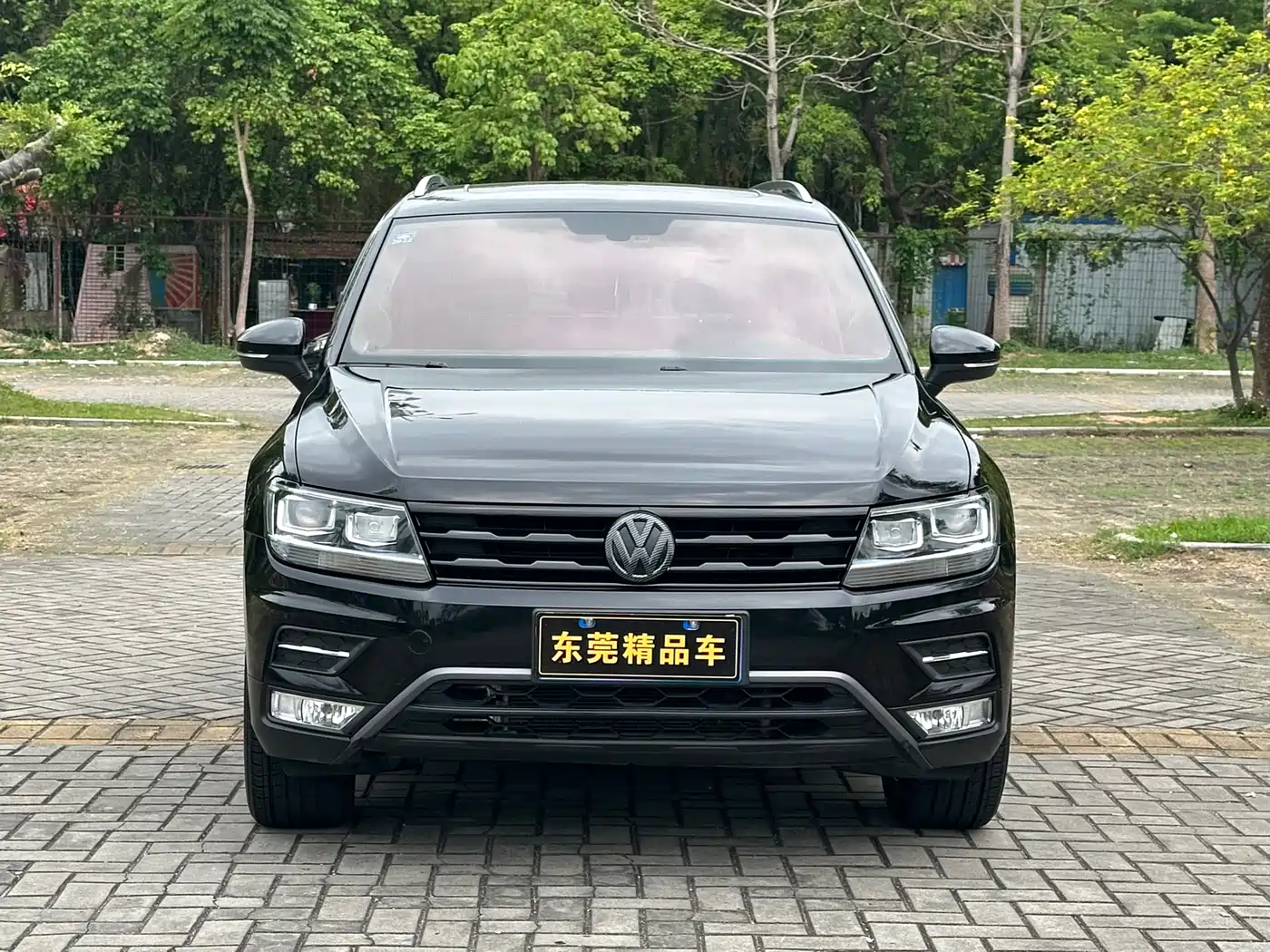 Volkswagen Tiguan L 2017 330TSI Automatic 2WD Luxury Edition фото 2