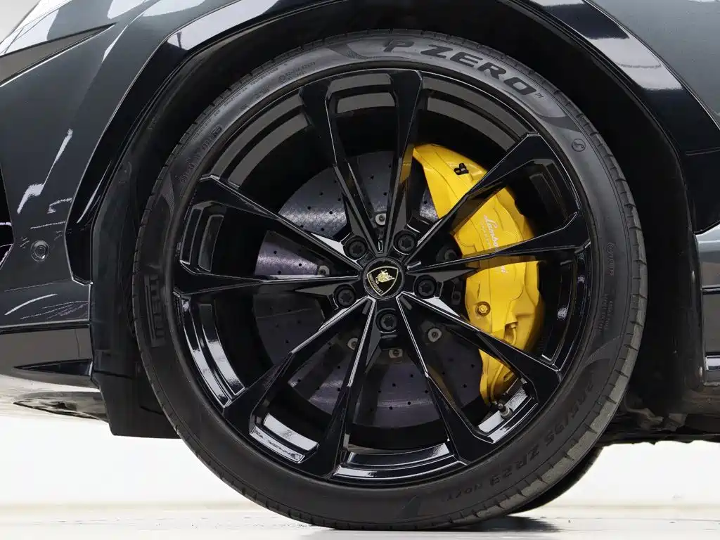 Lamborghini Urus 2019 2018 4.0T V8