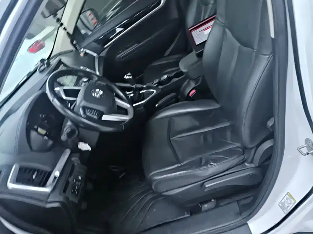 Dongfeng Aeolus Dongfeng Fengshen AX7 2015 2015 2.0L Manual Zhiyi Edition
