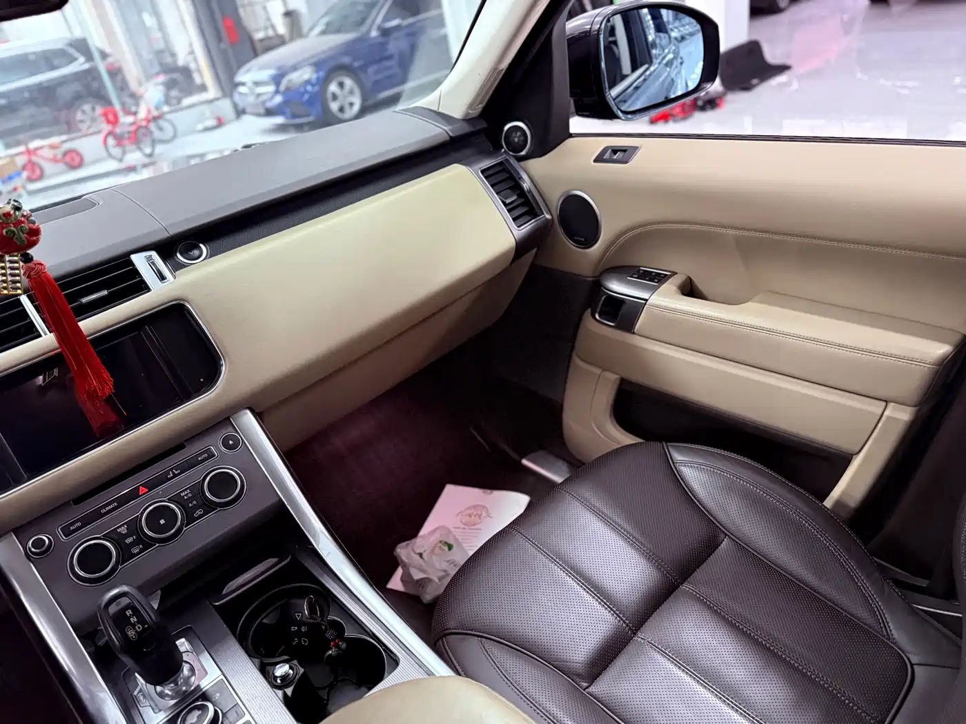 Land Rover Range Rover Sport 2014 3.0 SC V6 HSE фото 14