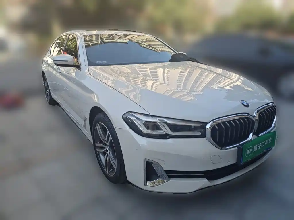 Фото 3 - BMW 5 Series