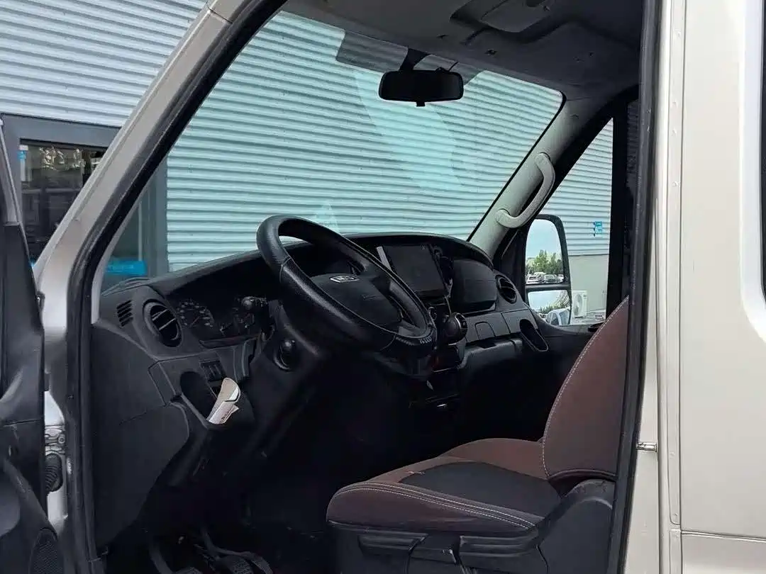 Iveco Daily 2020 2020 2.3T Manual Super Rui Short Wheelbase High Roof China VI F1A