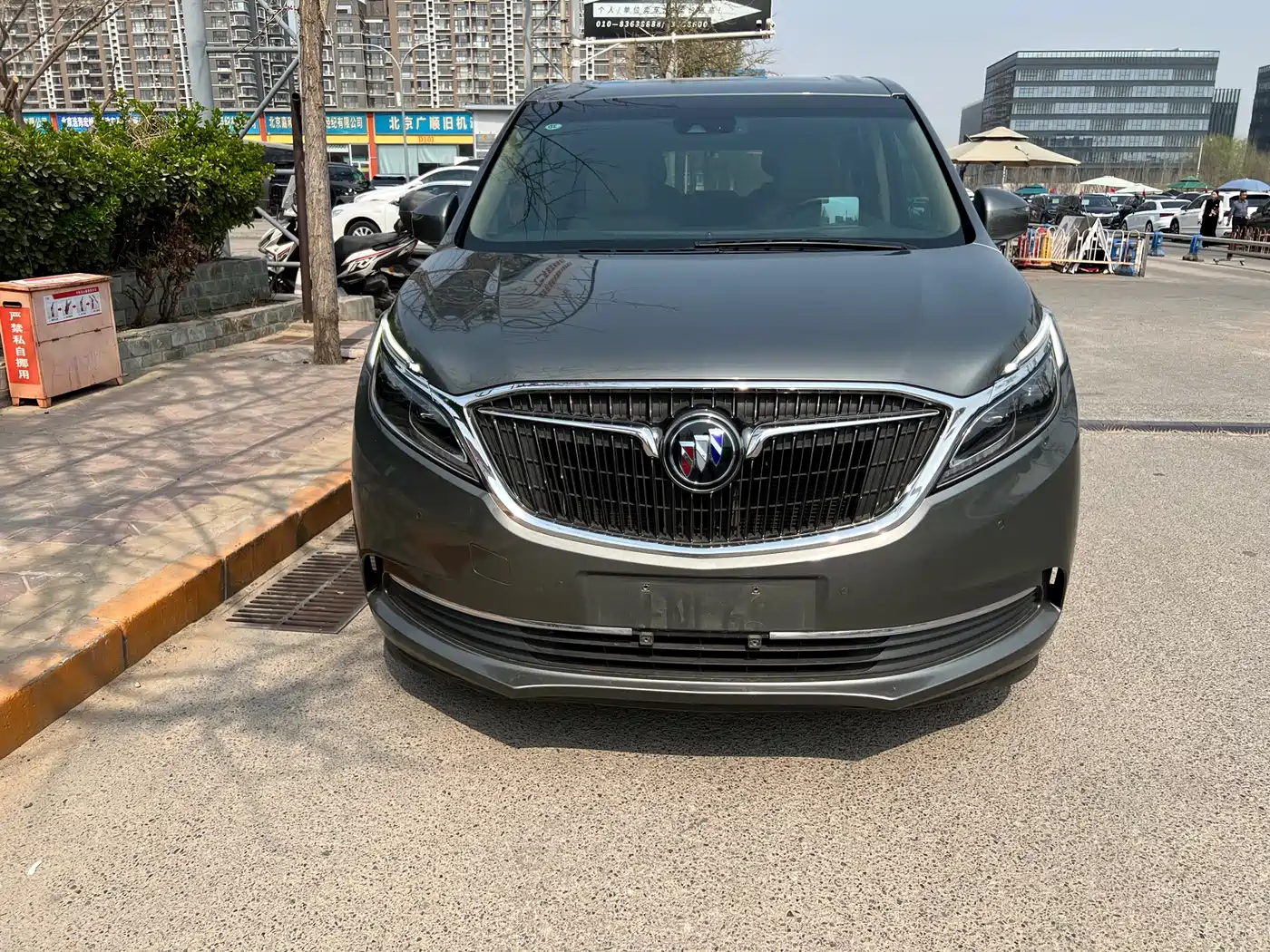 Buick GL8 2018 ES 28T Flagship Type China VI фото 2