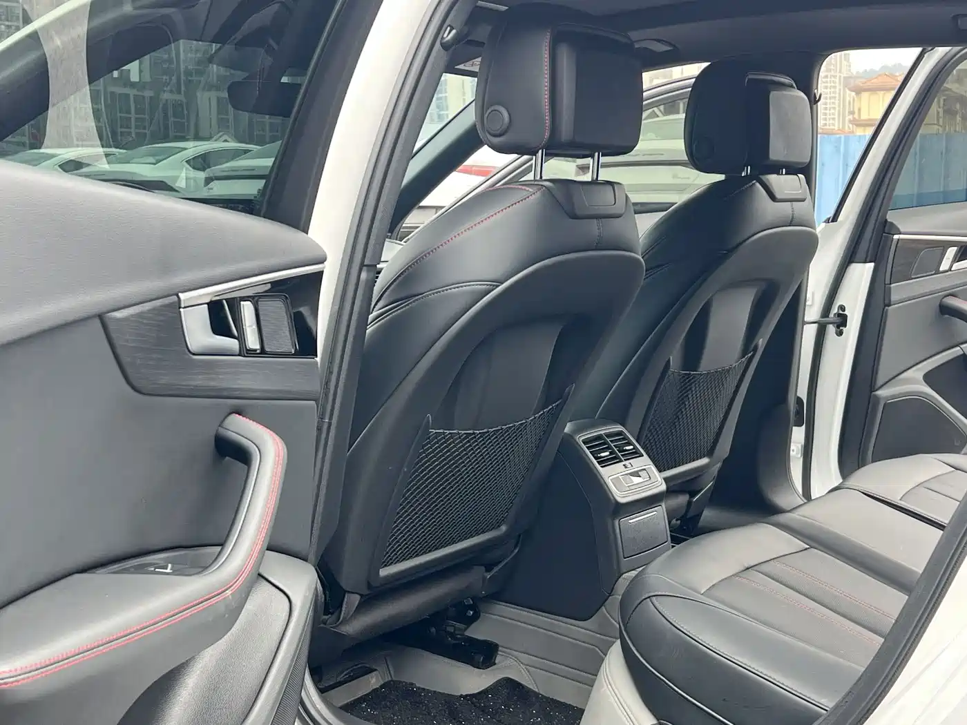 Audi A4L 2025 2024 40 TFSI Luxury Dynamic