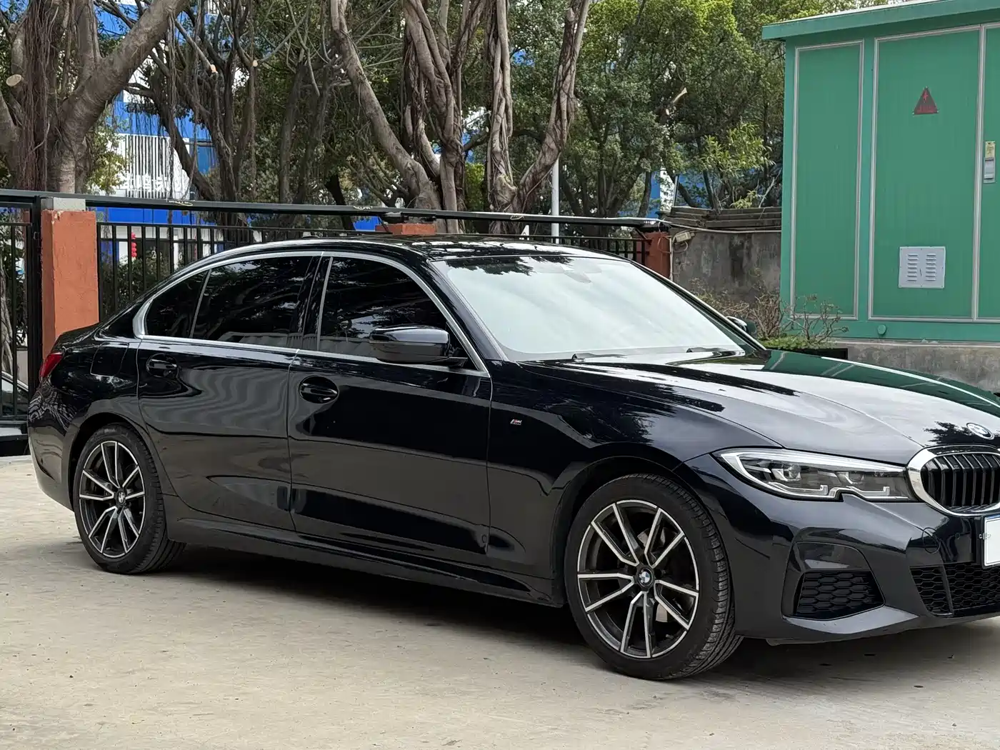 BMW 3 Series 2021 Second Facelift 325Li M Sport Package фото 3