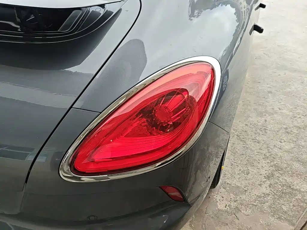 Ora Lightning Cat 2022 2022 555km Premium Edition