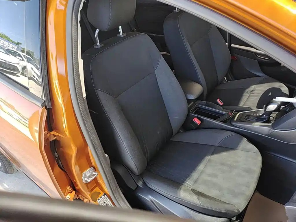 Фото 25 - Ford Focus
