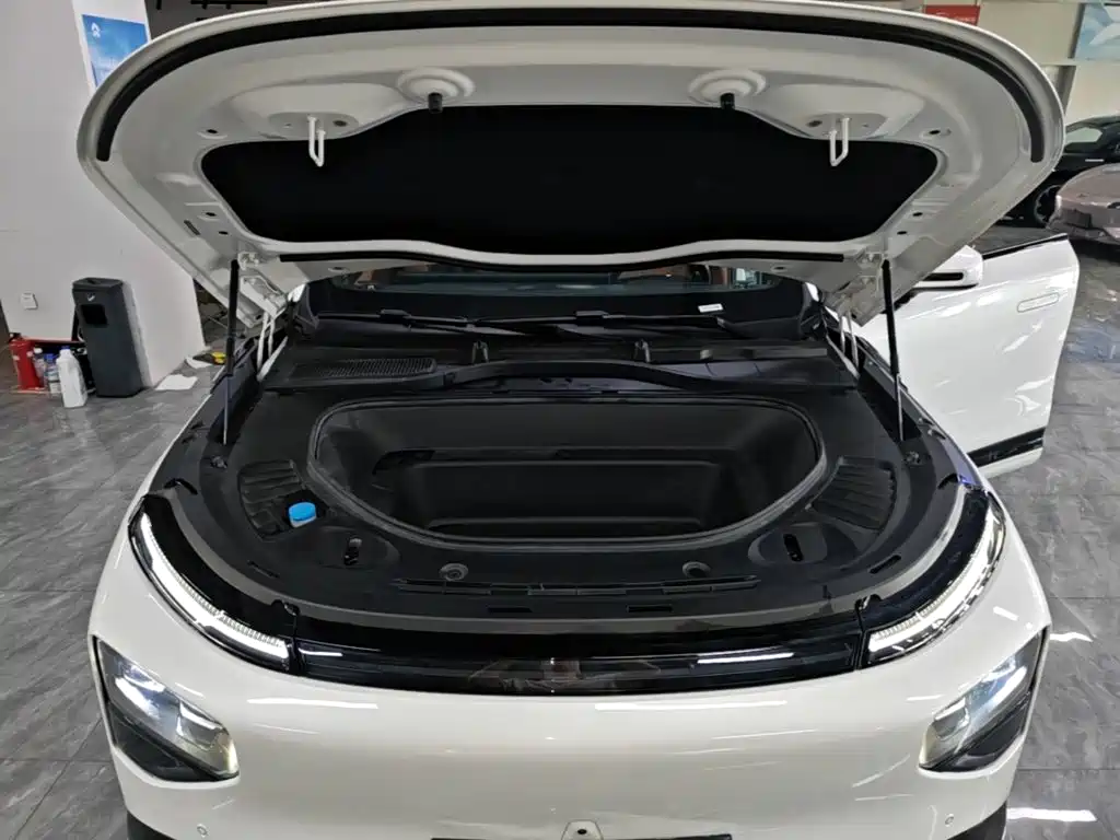 Photo 20 - XPeng G9