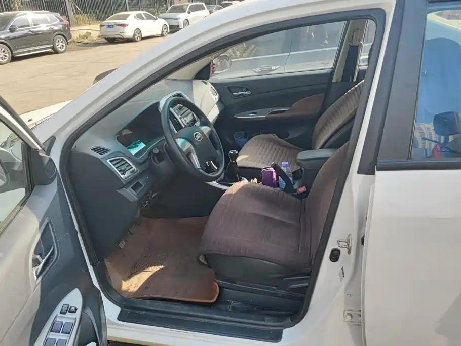 BYD F3 2015 2015 Energy-saving Edition 1.5L Manual Luxury