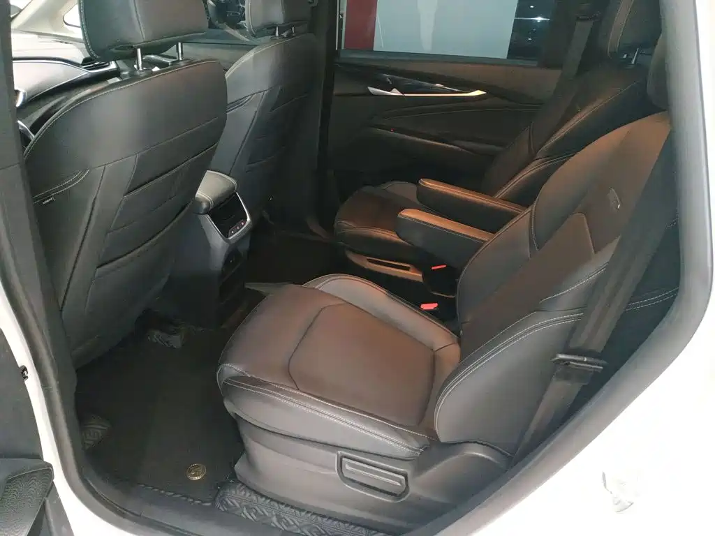Maxus EUNIQ 5 2021 2020 1.3T PLUG IN Elite Edition