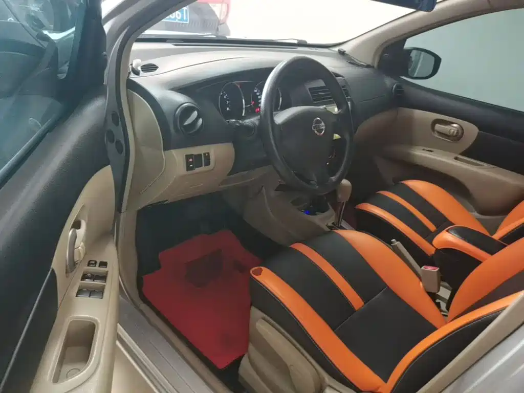 Nissan Livina 2016 2015 1.6XE CVT Comfort Edition