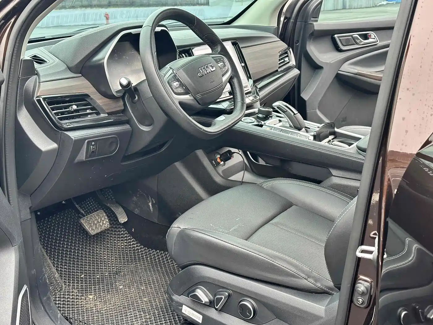 Jiangling Yuhu 9 2023 2022 2.0T Automatic Diesel 4WD Ultimate Edition