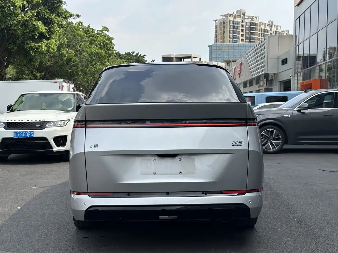 XPeng X9 2025 2025 Extended Range Edition