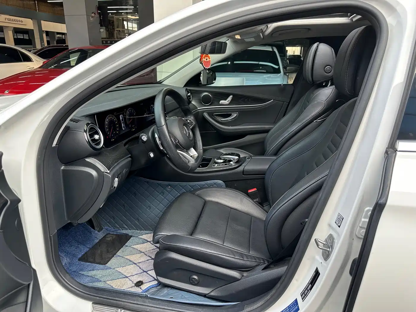 Mercedes-Benz E-Class 2016 E 200 L Sport Type фото 22