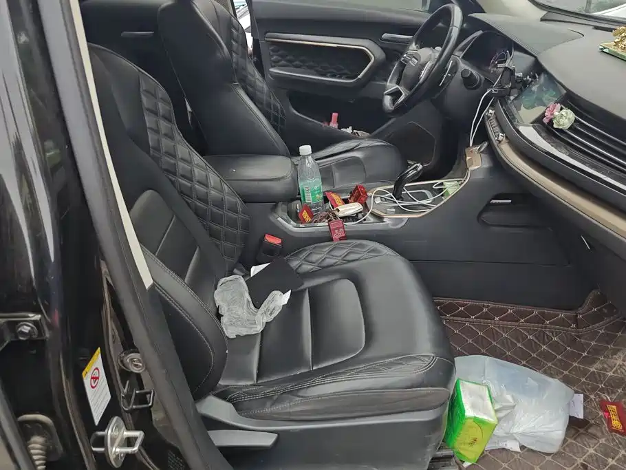 Photo 8 - Haval H6