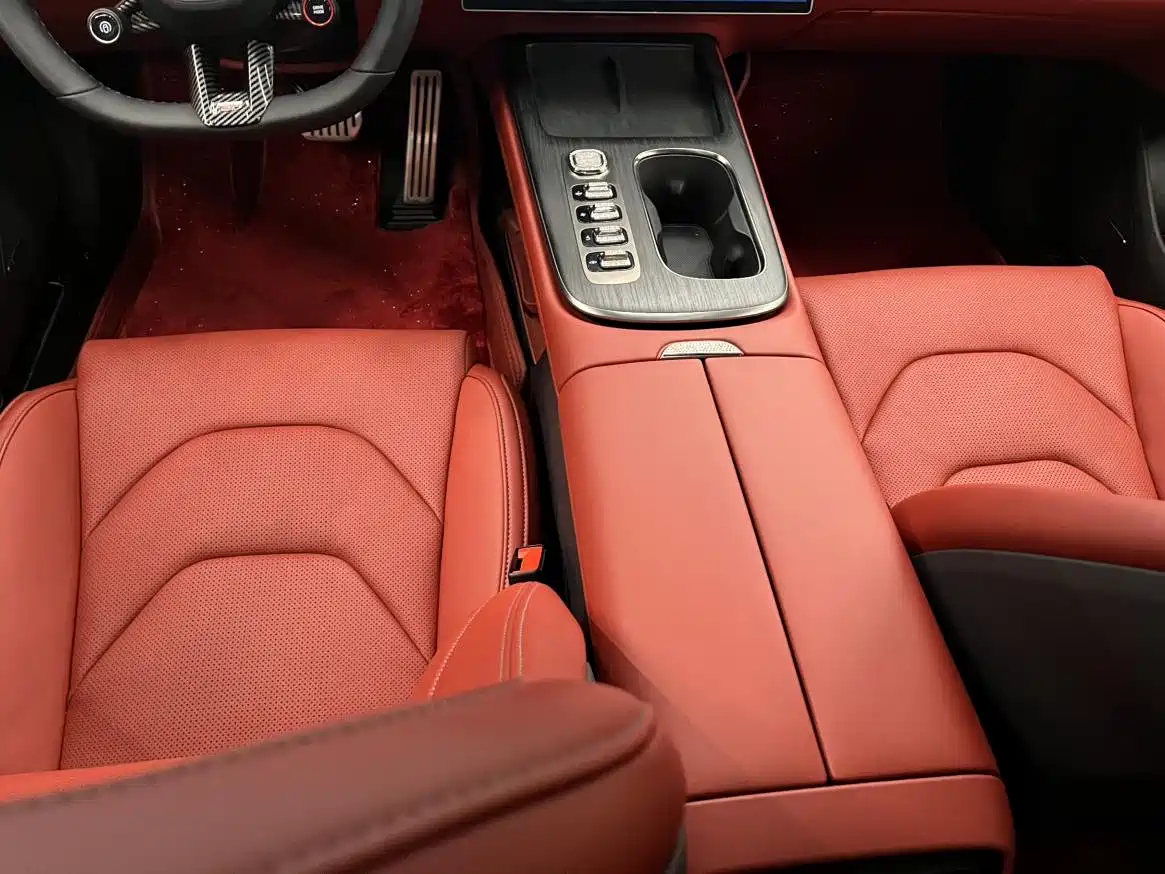 XIAOMI CAR XIAOMI SU7