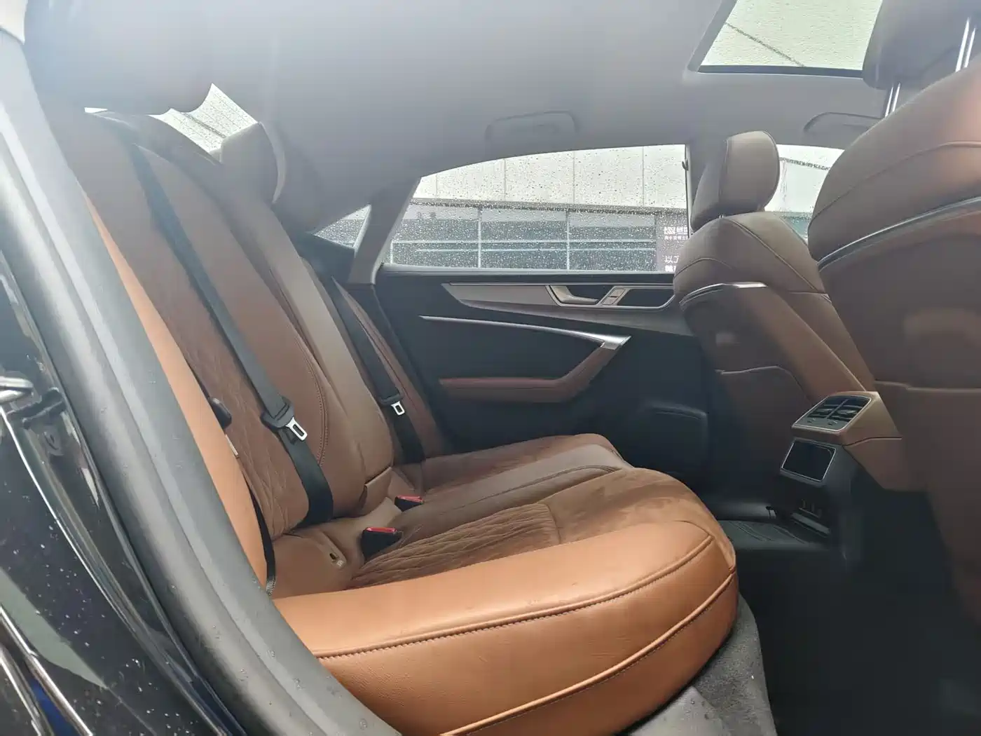 Audi A7L 2024 45 TFSI quattro Premium Luxury фото 10