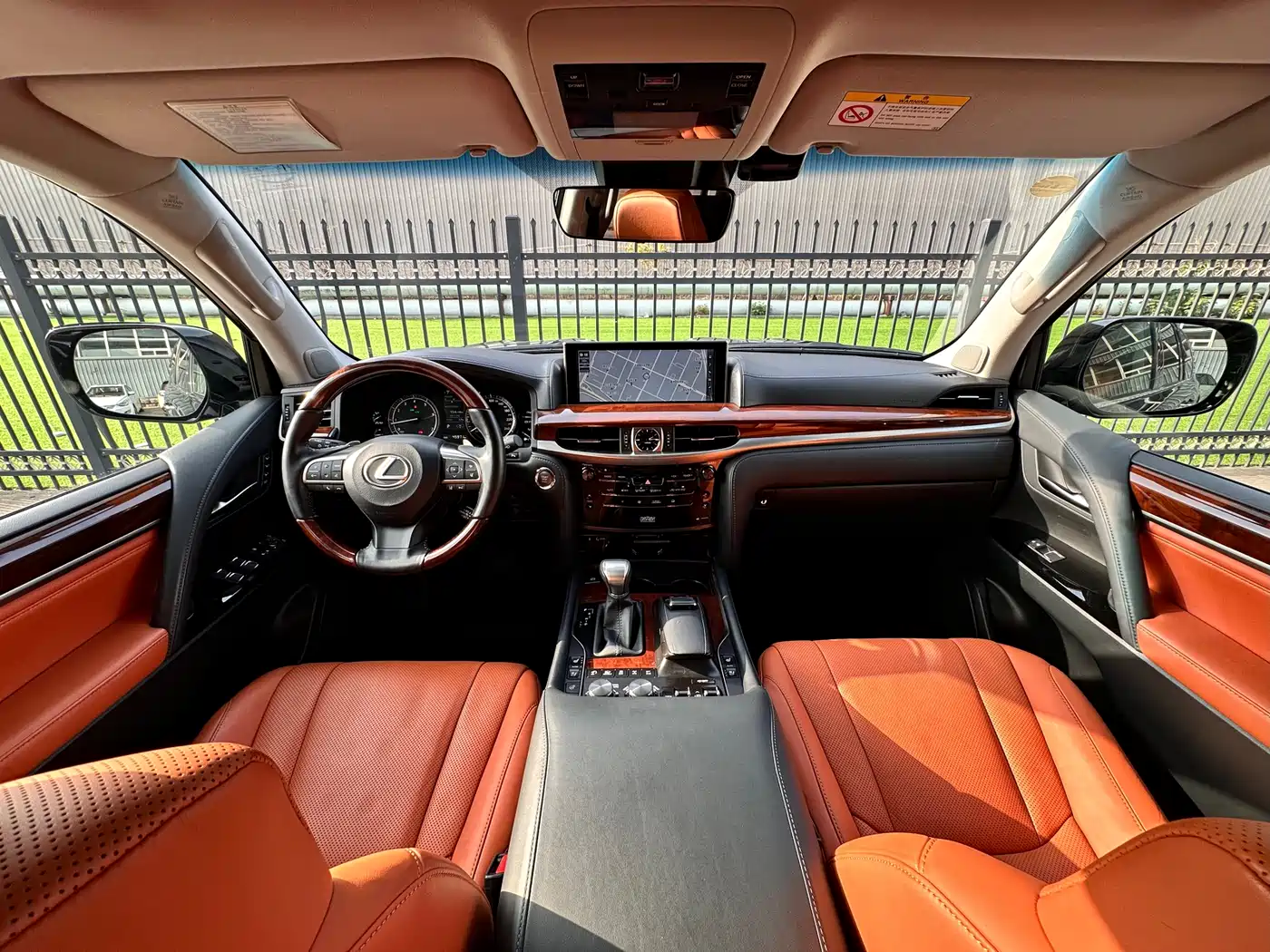 Lexus LX 2016 570 Luxury Premium Edition фото 22