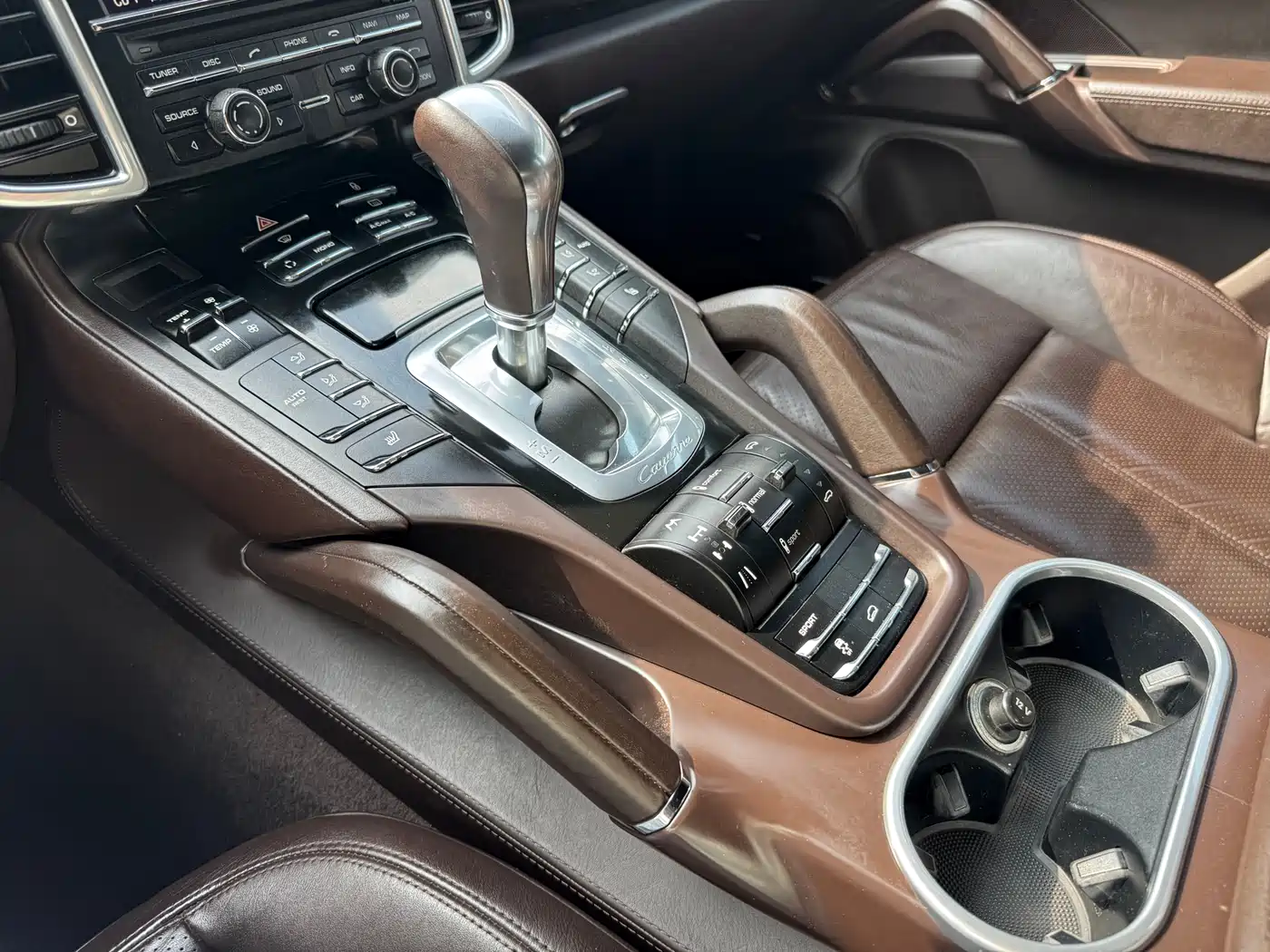 Porsche Cayenne 2011 Cayenne 3.0T фото 46
