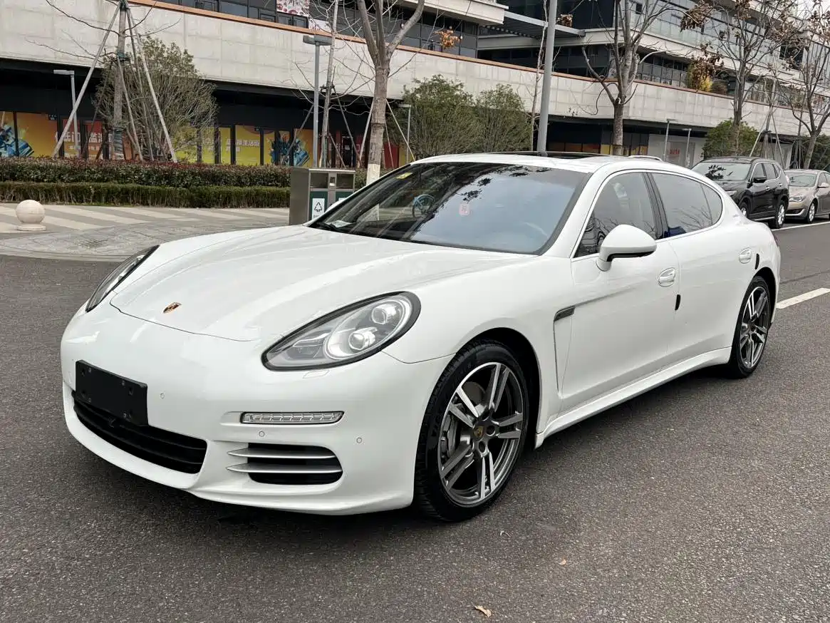 Porsche Panamera 2014 Panamera 4S Sport Edition 3.0T