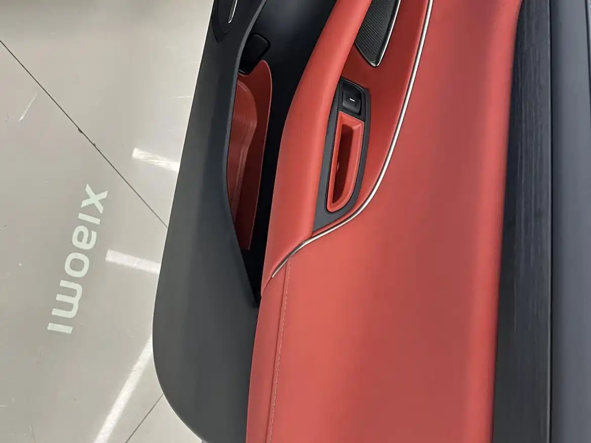 XIAOMI CAR XIAOMI SU7