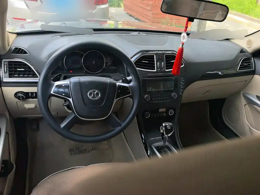 BAIC Senova D70 2013 2013 2.0T Comfort Edition