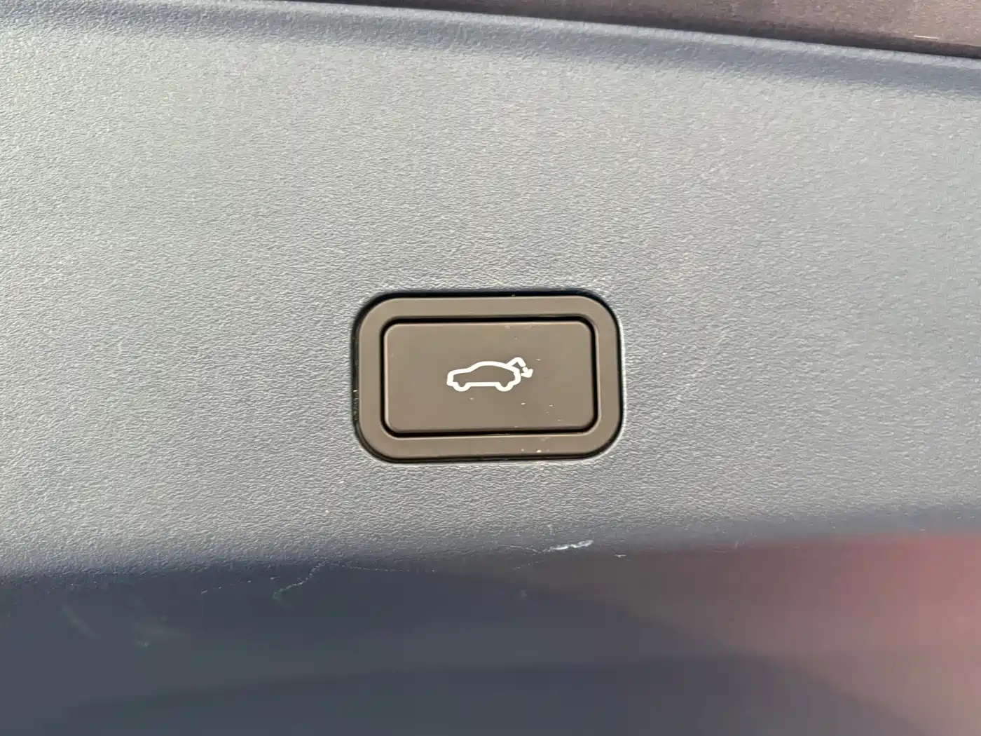 ZEEKR 009 2025 2024 6-seat Executive AWD 108kWh