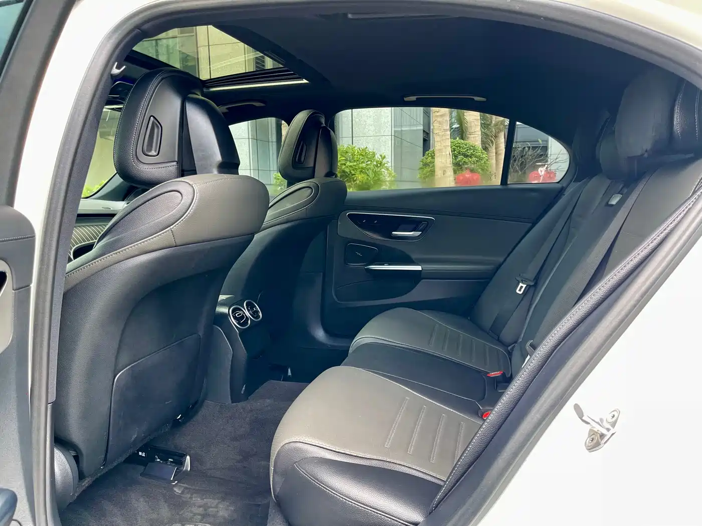 Mercedes-Benz C-Class 2022 C 200 L Sport Version фото 5