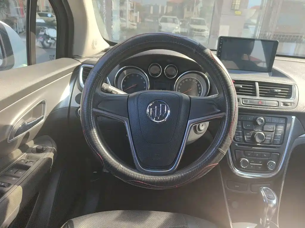 Фото 6 - Buick Encore