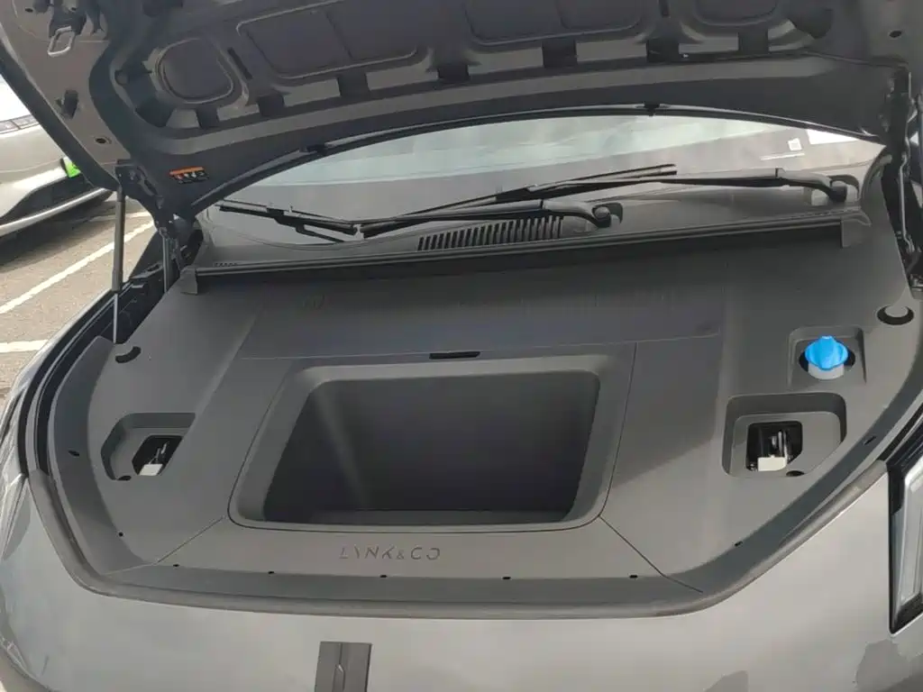 Lynk & Co Z20 2024 2025 530km RWD Max
