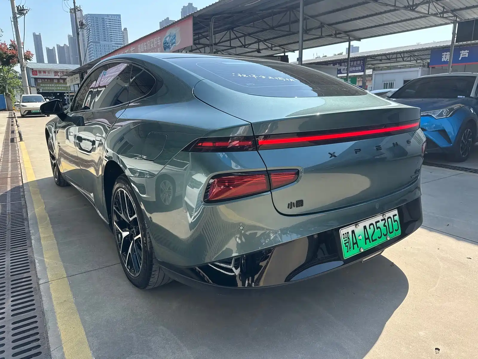 Фото 12 - XPeng P7