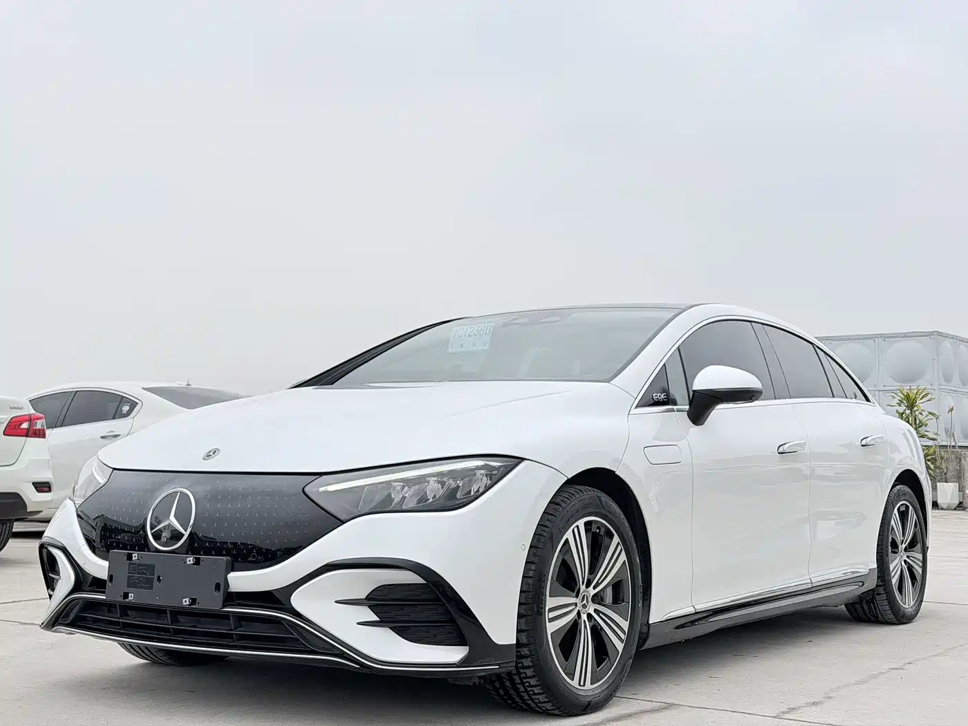 Mercedes-Benz EQE 2022 350 Luxury Edition