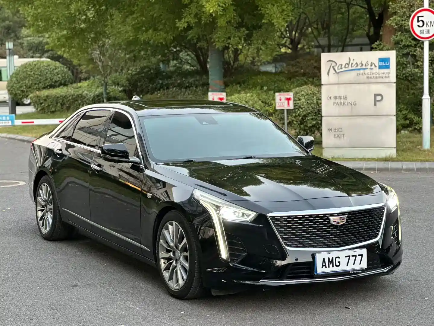 Photo 3 - Cadillac CT6