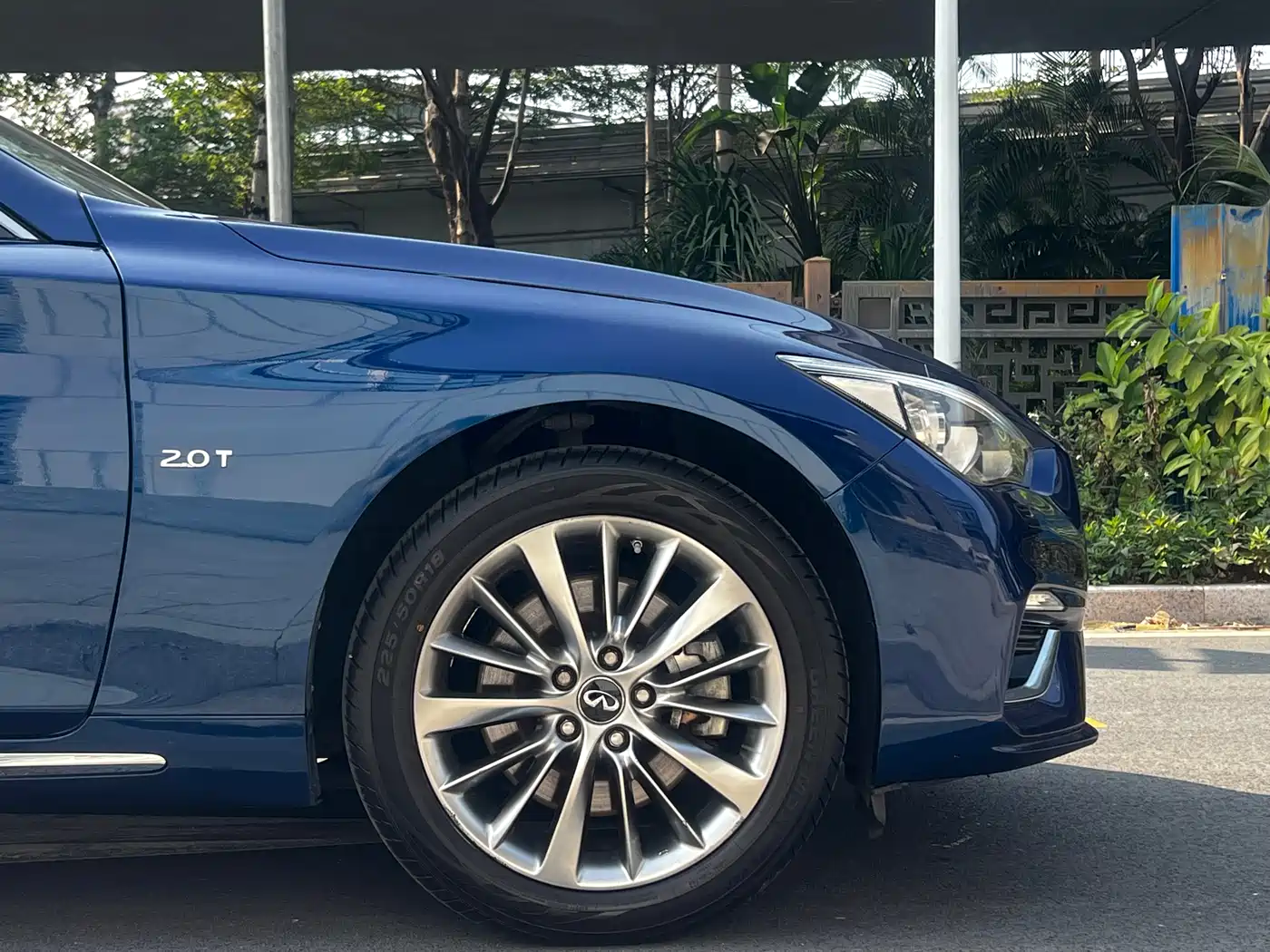 Infiniti Q50L 2019 2018 2.0T Premium Edition (China VI)