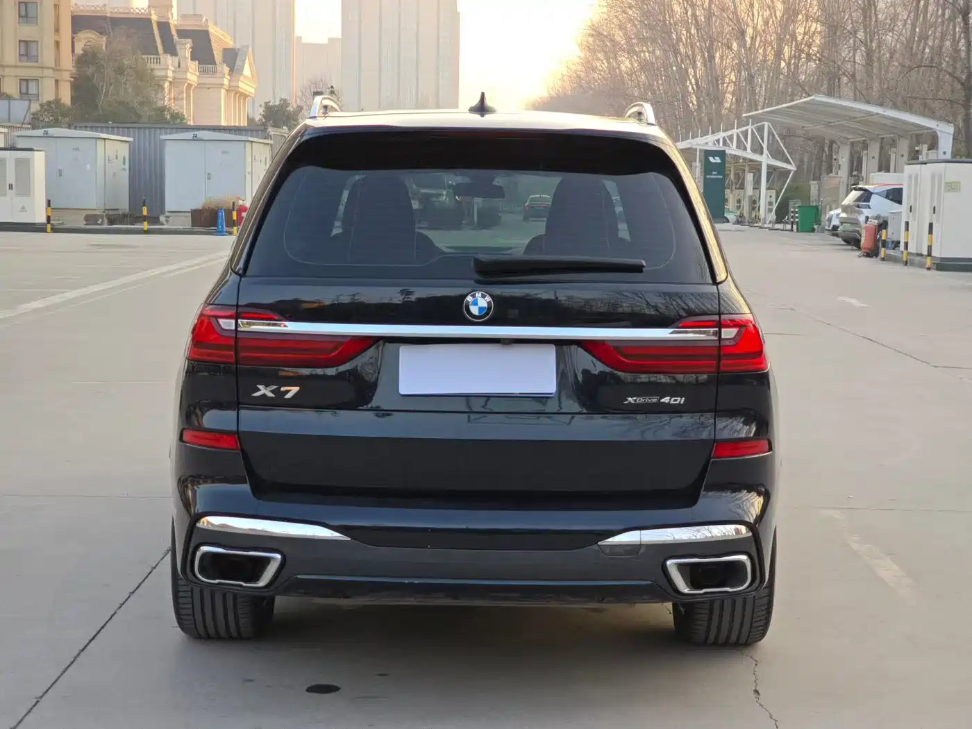 BMW X7