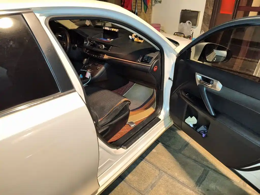 Lexus CT 2014 2014 CT200h Comfort Monochrome