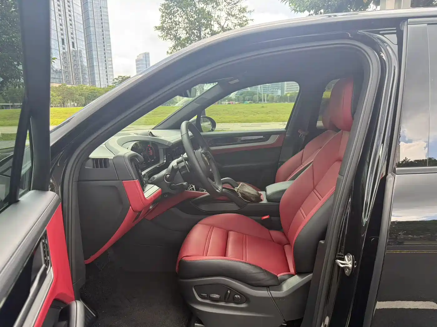Porsche Cayenne 2026 2025 Cayenne 3.0T Dream Chaser Edition