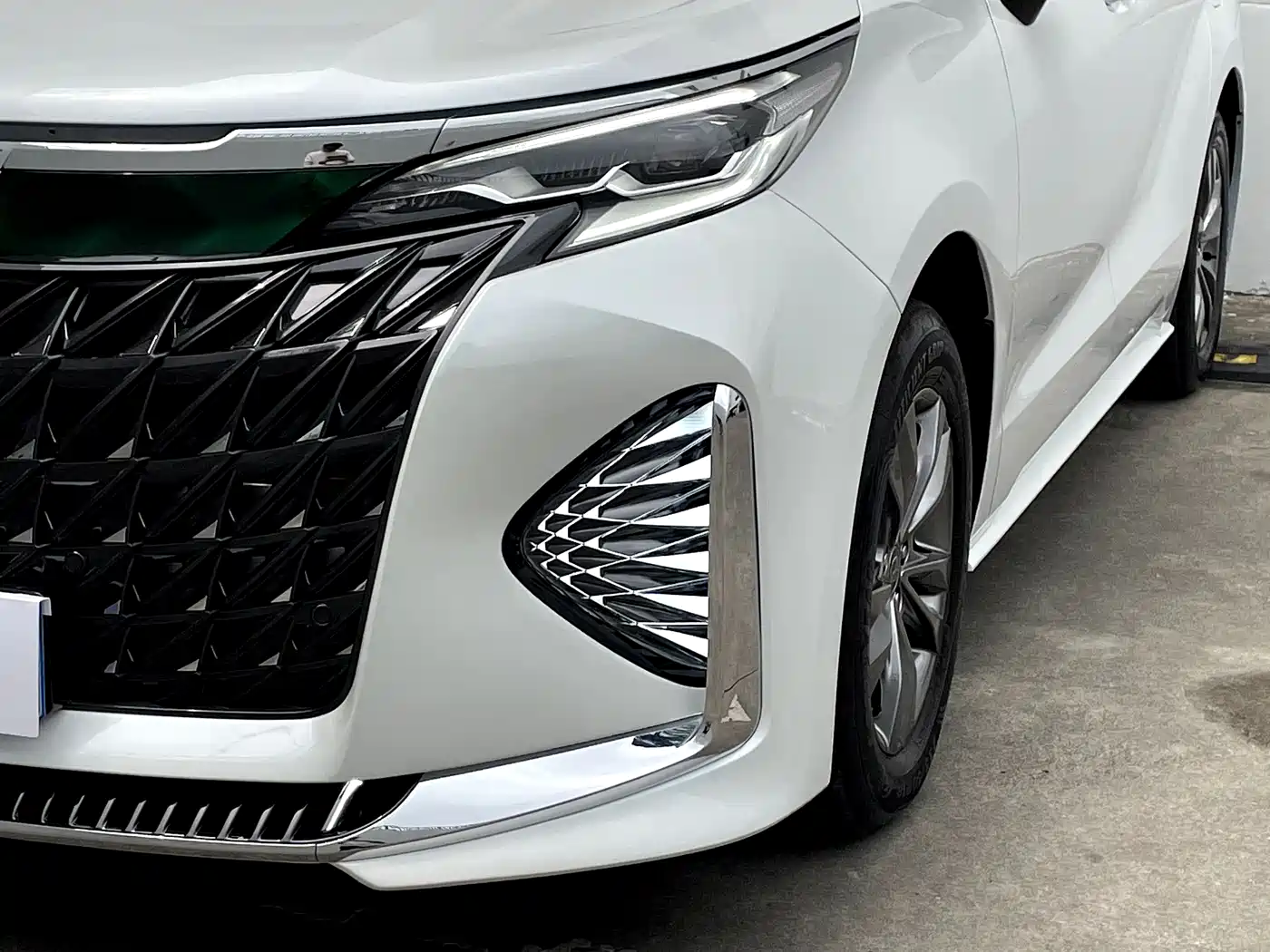 Toyota Sienna 2026 Model 2.5L Hybrid 2WD Comfort Edition фото 5