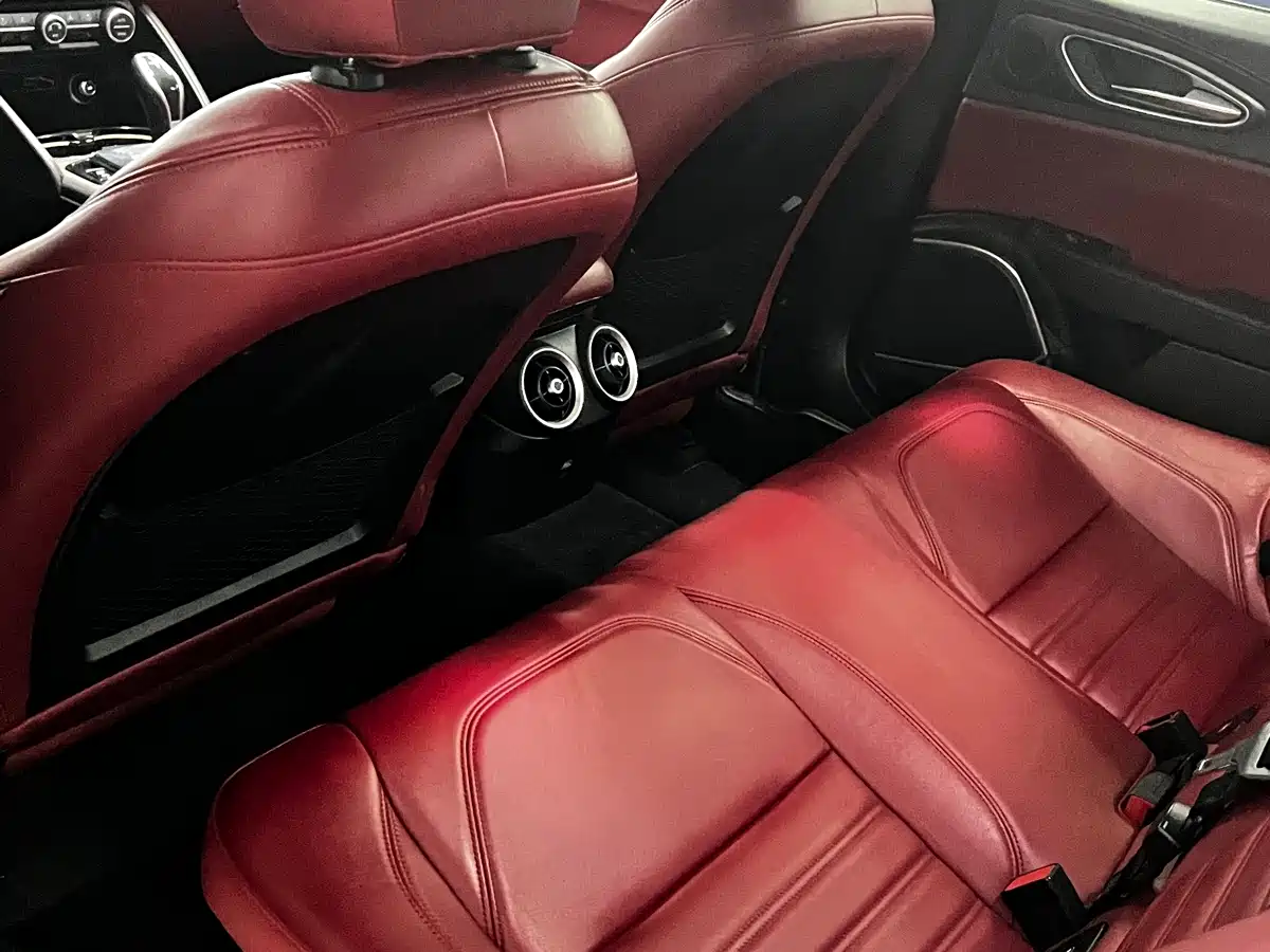 Alfa Romeo Giulia 2020 2020 2.0T 280HP VIRTU Limited Edition