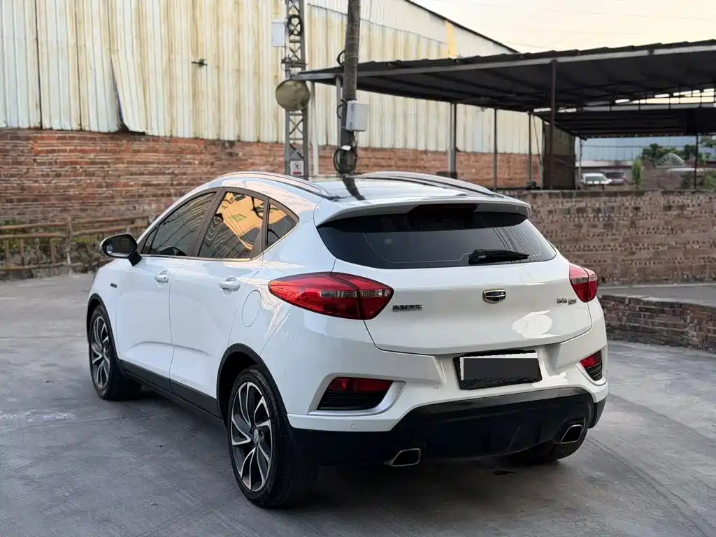 Photo 5 - Geely Emgrand GS