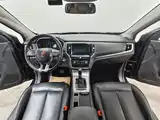 Фото 9 - Roewe RX5