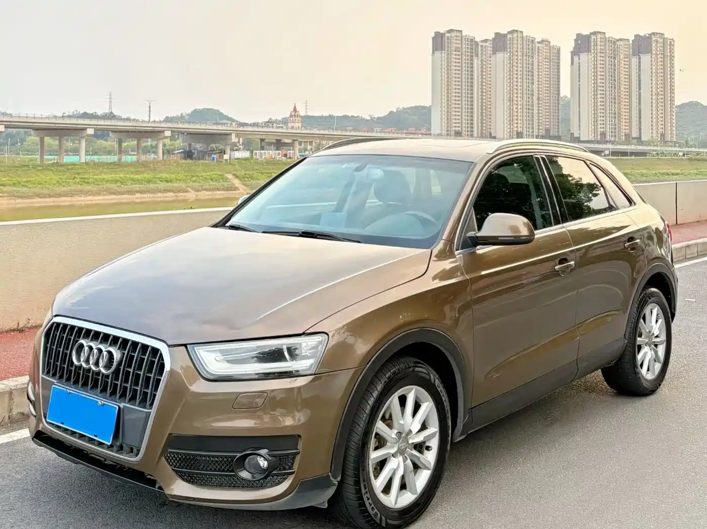 Audi Q3 2015 35 TFSI Progressive