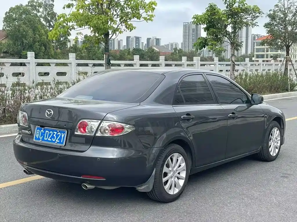 Фото 9 - Mazda 6